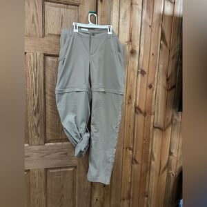 Worldwide sportsman women’s khaki lightweight pants size 8
